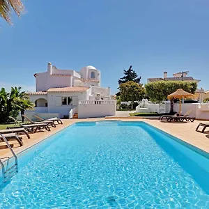 https://enar-6-bedroom-villa-with-pool.hotelaalgarve.com